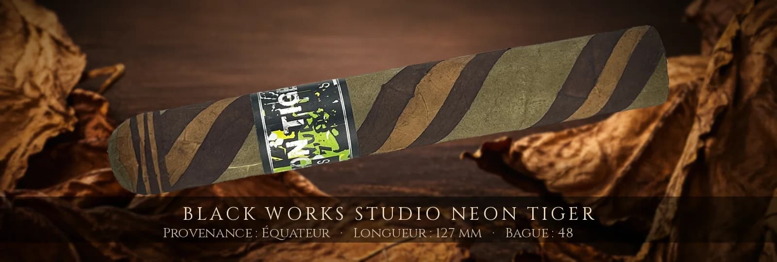 Black Works Studio Neon Tiger — Black Works Studio — Équateur