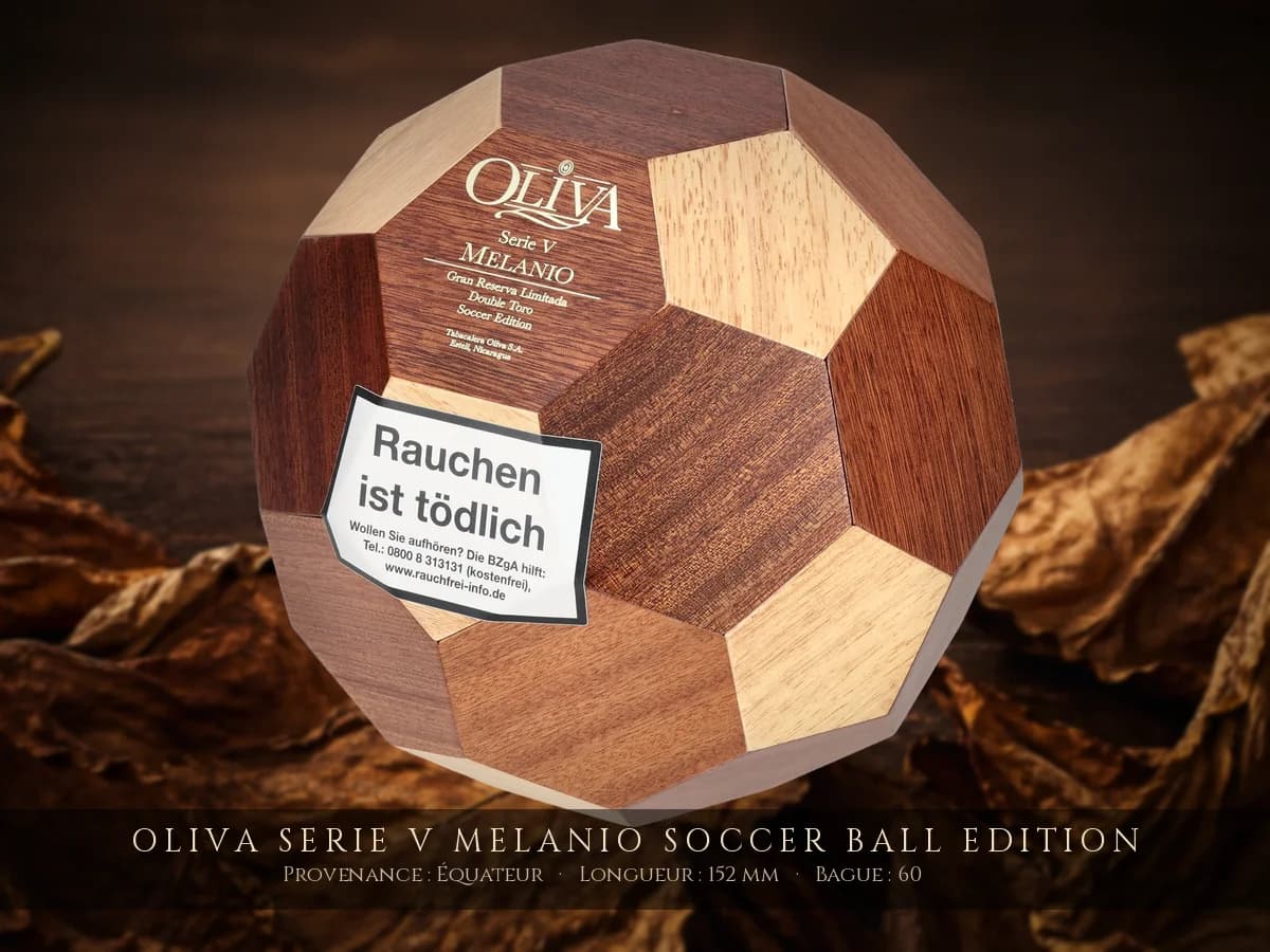 Oliva Serie V Melanio Soccer Ball Edition — Oliva — Équateur