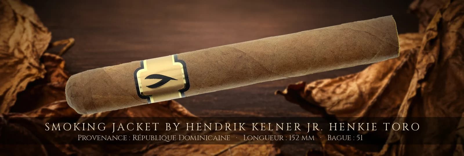 Smoking Jacket by Hendrik Kelner Jr. HENKIE Toro — Smoking Jacket — République Dominicaine